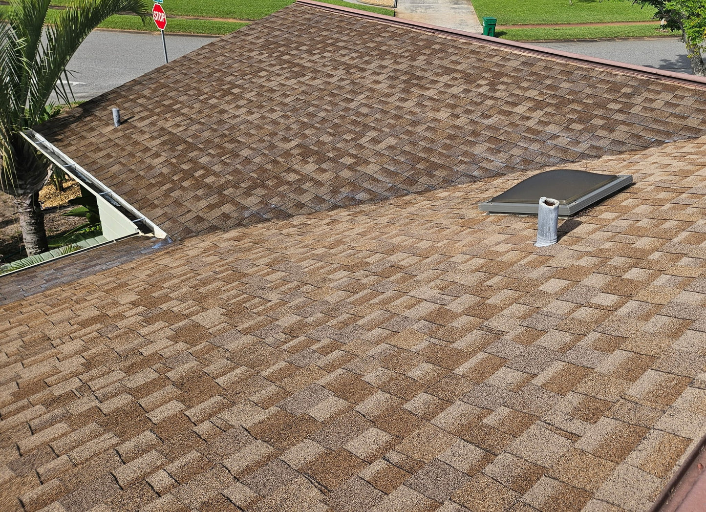 SHINGLE SEALER™ Waterproofing Rejuvenating Roof Sealer