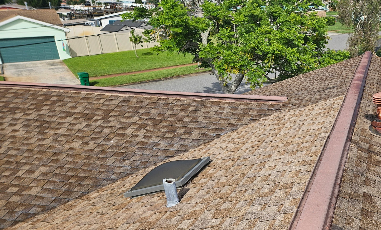 SHINGLE SEALER™ Waterproofing Rejuvenating Roof Sealer
