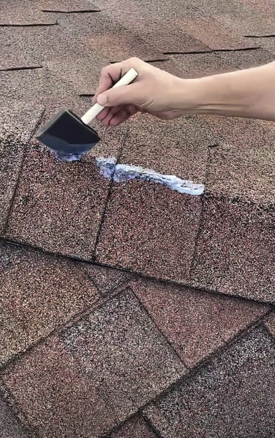 PERMAGLUE™ Shingle Roof Granule Replacement Adhesive